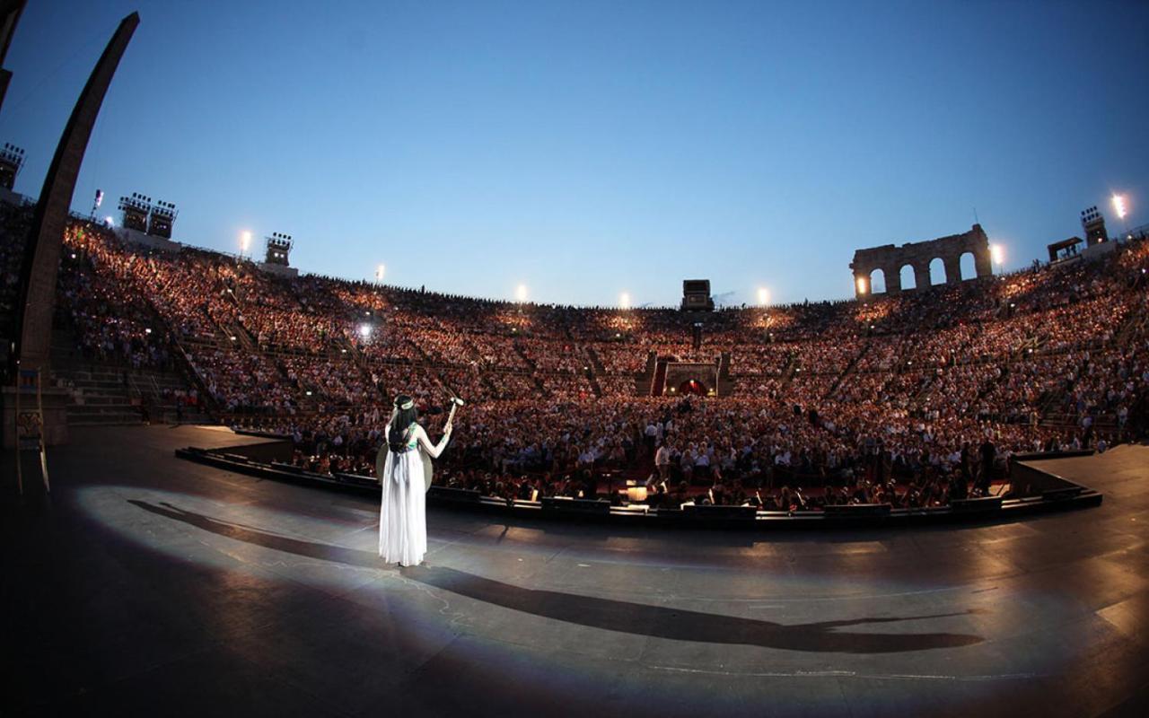 Stadia Suite Verona Bagian luar foto